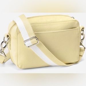 Thirty One Boutique Crossbody - Butter Pebble